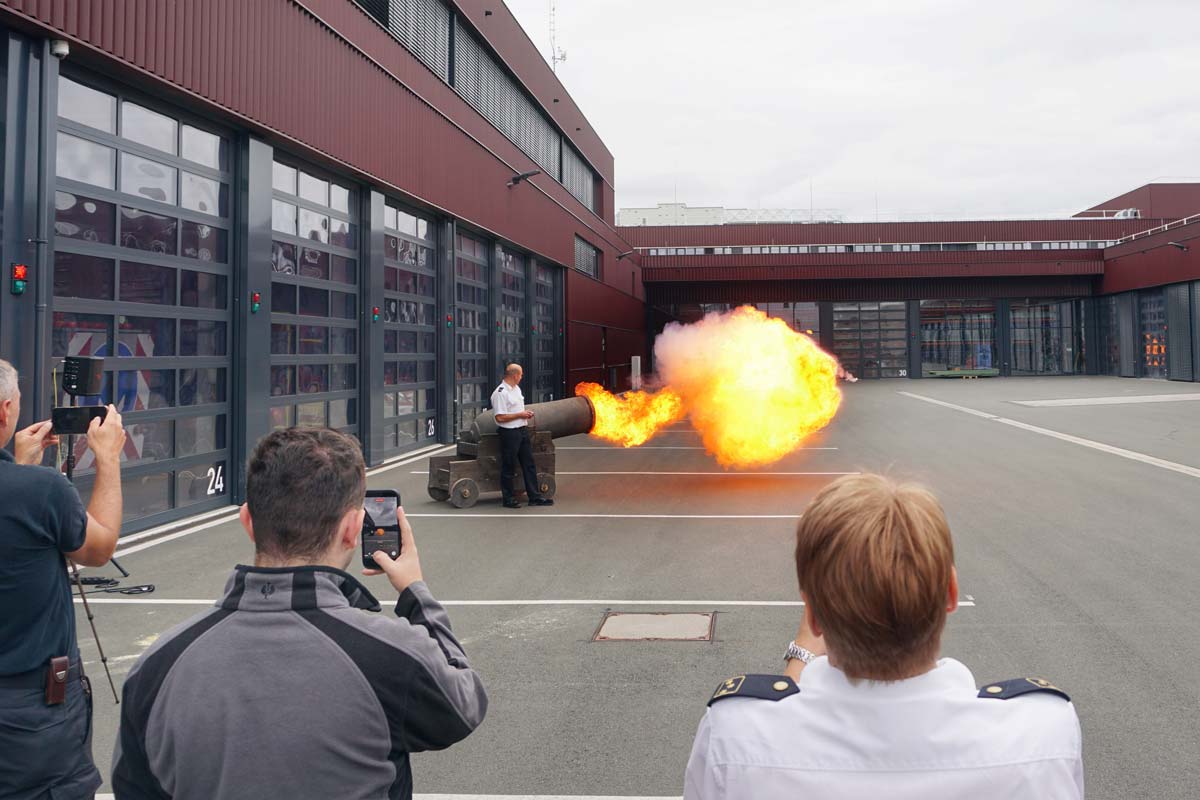 Vorbeugender Brandschutz mit der Pyrotechnikerin